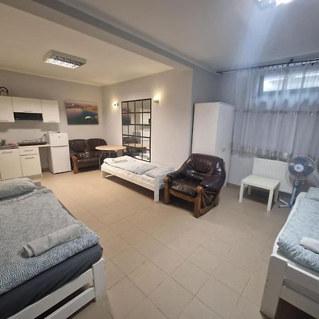 Kwatera Pracownicza Noclegi Jeziorak Tarnobrzeg Exterior foto